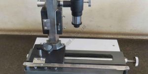 Travelling Microscope