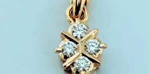 22kt Gold Plated Diamond Pendent