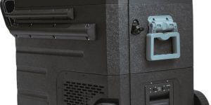 Active Cold Box for Carrying Biological Samples