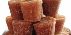 Gud Jaggery