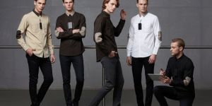 Dual Pocket Solid Regular Fit Casual Shirt