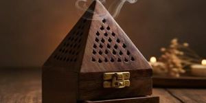 Hanging Wood Diffuser Freshener