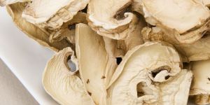 Dry White Mushroom