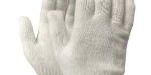 White Knitted Hand Gloves