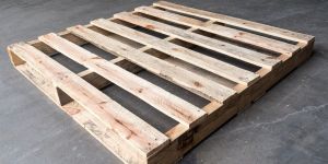 Rectangular Pinewood Pallet