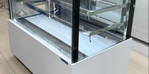 Sweet Display Counters