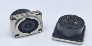 Speakon C1/104-8P Socket