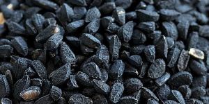 Dried Kalonji Seeds