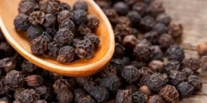 Whole Black Pepper Seed
