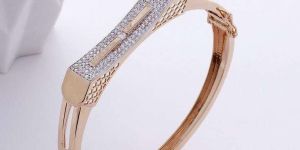 Men Designer Gold Bracelet