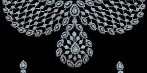 Radian Diamond Choker Necklace Set