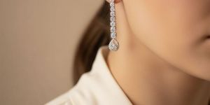 natural diamond gold earrings