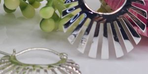 spiky chic sterling silver earring