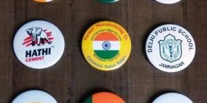 Plastic Printed Custom Pin Badges