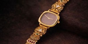 Traditional Antique Motif Golden Bracelet Watch