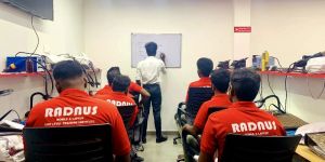 Mobile Repairing Training