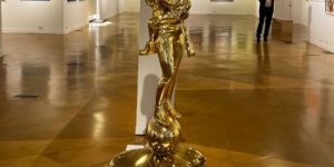 Mother Love Sculpture