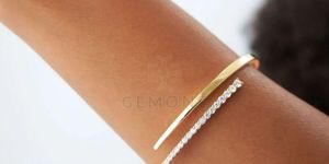 Unique Diamond Bangle Bracelet 1ct, 14K Yellow Gold Vs Clarity E Color