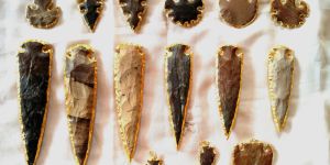 Natural Stone Spearhead Pendant with Gold Plated Edge