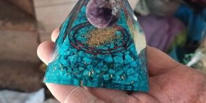 Orgonite Pyramid Selenite