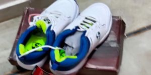 Sports Shoes