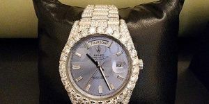 Rolex Designer Diamond Watch with Quartz Movement and Baguette Style Numerals