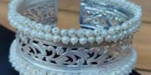 Ladies Designer Kada