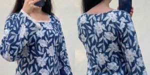 Reyon Stylish Short Top