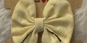 Creamy Bow Clip