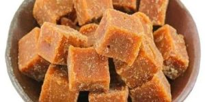 Brown Natural Jaggery Cubes
