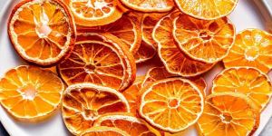 Dehydrated Orange Flakes