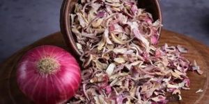 Dehydrated Red Onion Flakes