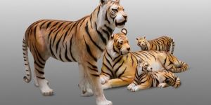 fiberglass tiger family statue