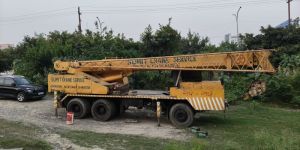 Hydra Crane Rental