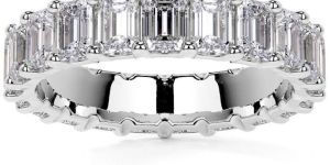 Moissanite Ring
