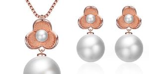 Pearl Necklace Set