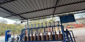 LPG Cylinder Hydrostatic Testing Machine