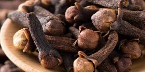 Whole Brown Dry Clove
