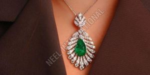 Single Stone Diamond Pendant Chain