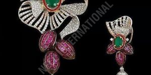 Solitaire Diamond Ear Top