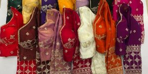 Rangoli Crush Embroidery Blouse