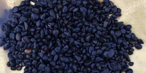 3 to 8 mm black natural river gravel