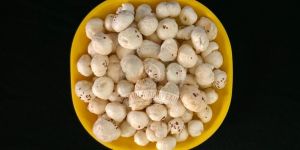 3 Plus Sutta Phool Makhana Flakes