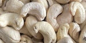 W240 Whole Cashew Nuts