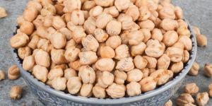 White Chickpeas