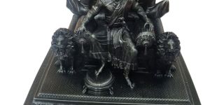 tutari sinhasan shivaji maharaj statue