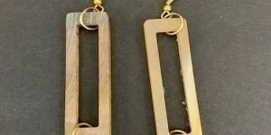 Ed 26095A Natural Gold Horn Ring with Cris Bead Earring