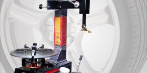 Tyre Changing Machine