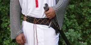 #dr01 Crusader Surcoat