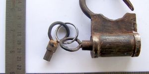 #pl01 Prisoners Lock